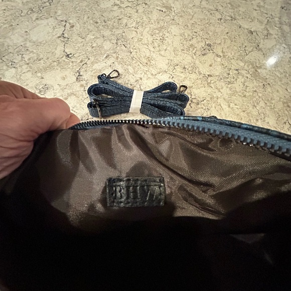 NEW- BHW Blue Embossed Crossbody Bag - Picture 4 of 4
